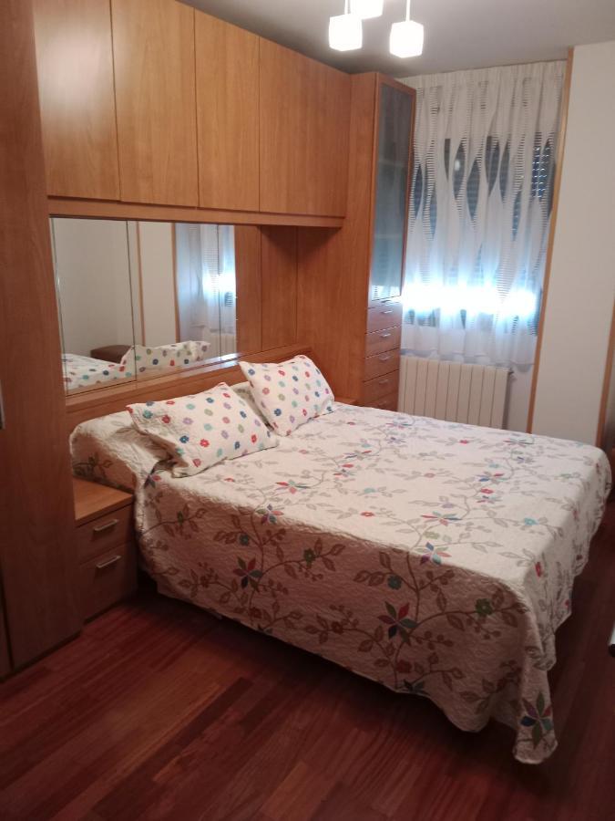 La Casita De Miguel, Con Garaje Y Piscina * Zamora
